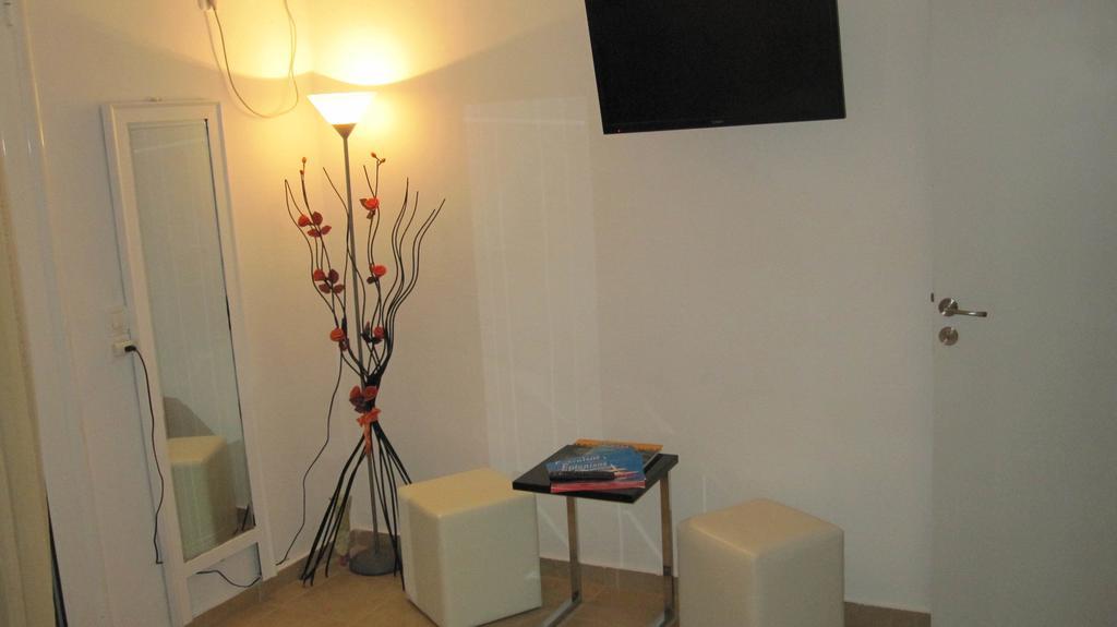 Rodon Apartments ซูกาเลดส์ ห้อง รูปภาพ