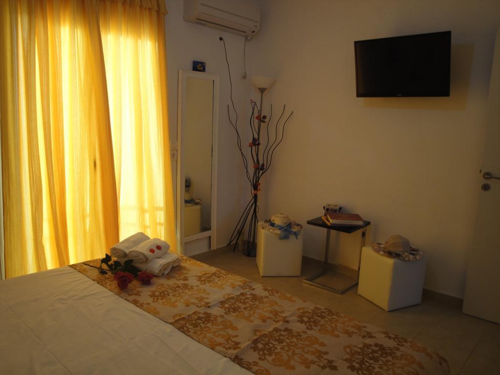 Rodon Apartments ซูกาเลดส์ ภายนอก รูปภาพ